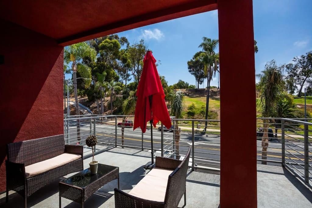 Cute Studio With Large Balcony And Great Park View San Diego Ngoại thất bức ảnh