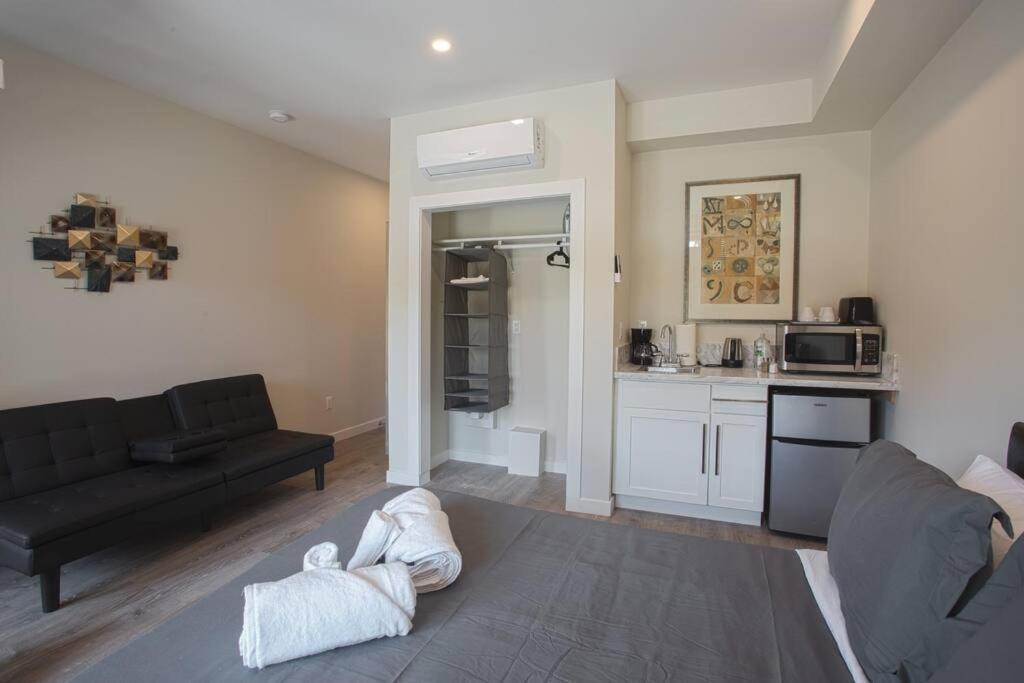Cute Studio With Large Balcony And Great Park View San Diego Ngoại thất bức ảnh